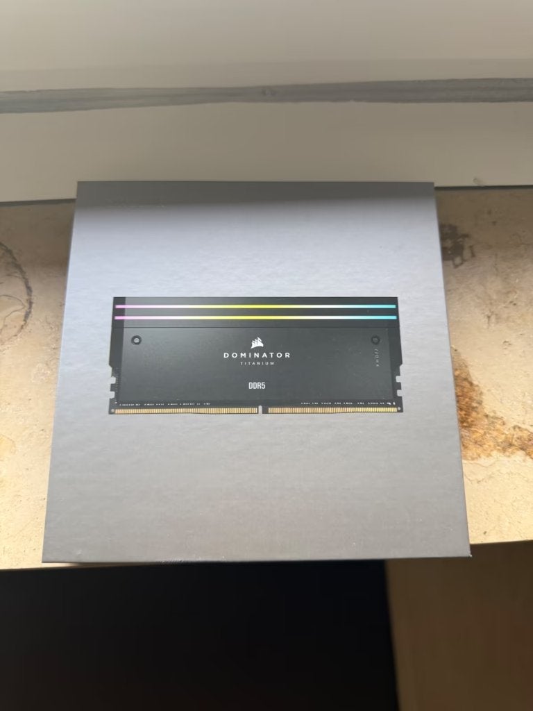 Corsair Dominator Titanium RGB 32 Go DDR5-6000 CL30, Informatique & Logiciels, 32 GB, Enlèvement ou Envoi, Comme neuf, Desktop
