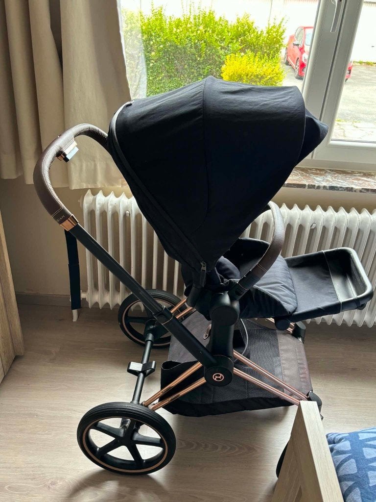 Poussette Cybex Priam rose gold, Enfants & Bébés, Poussettes & Combinaisons, Autres marques, Poussette combi, Enlèvement, Utilisé