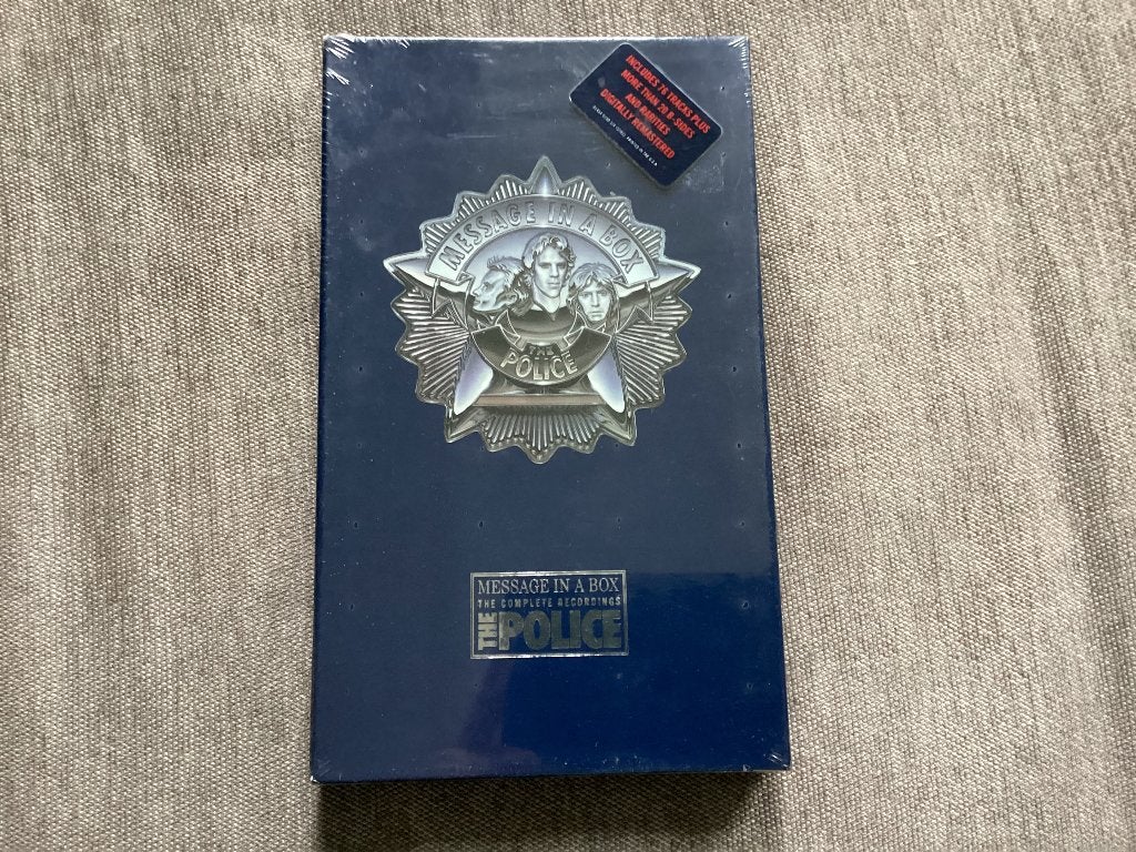 The Police Message in a Box, complete recordings tape, Sting, CD & DVD, Enlèvement ou Envoi, Originale, Avec boîte de rangement, étagère ou coffret