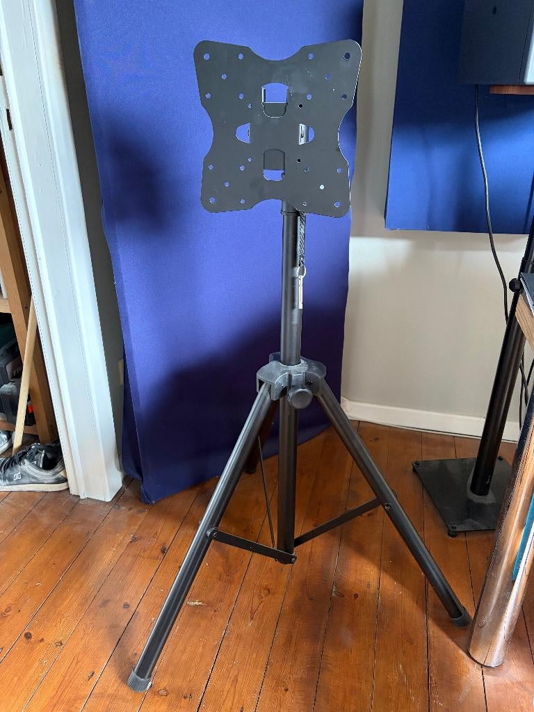 DQ Tripod TV Vloerstandaard, Ophalen, Zo goed als nieuw
