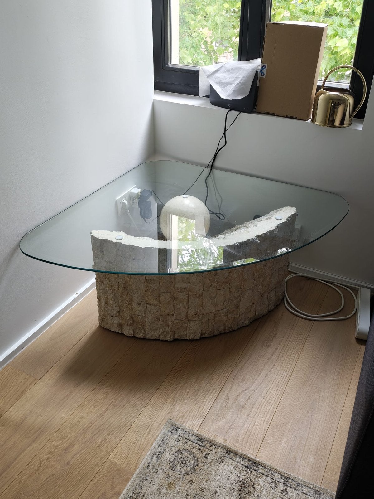 Table postmoderne année 70-80, Maison & Meubles, Moins de 50 cm, Verre, Enlèvement, Utilisé