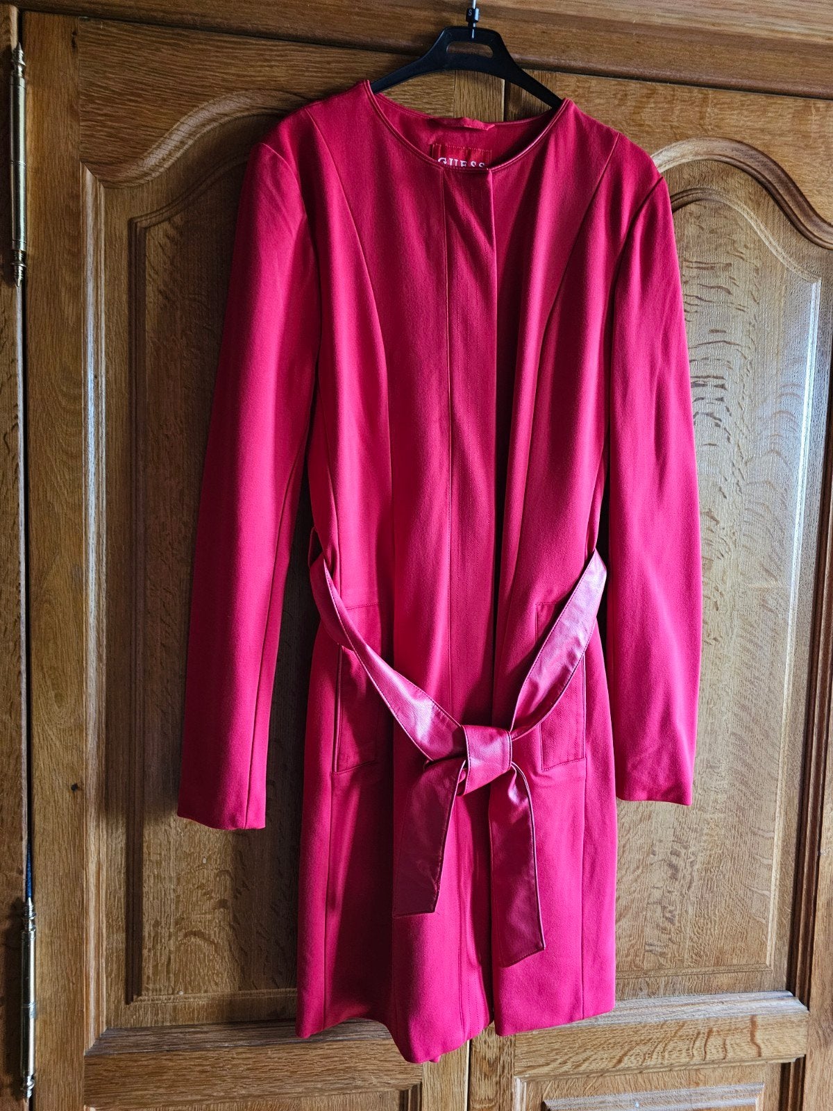 Manteau Guess femme taille 36 rouge, Vêtements | Femmes, Enlèvement, Rouge