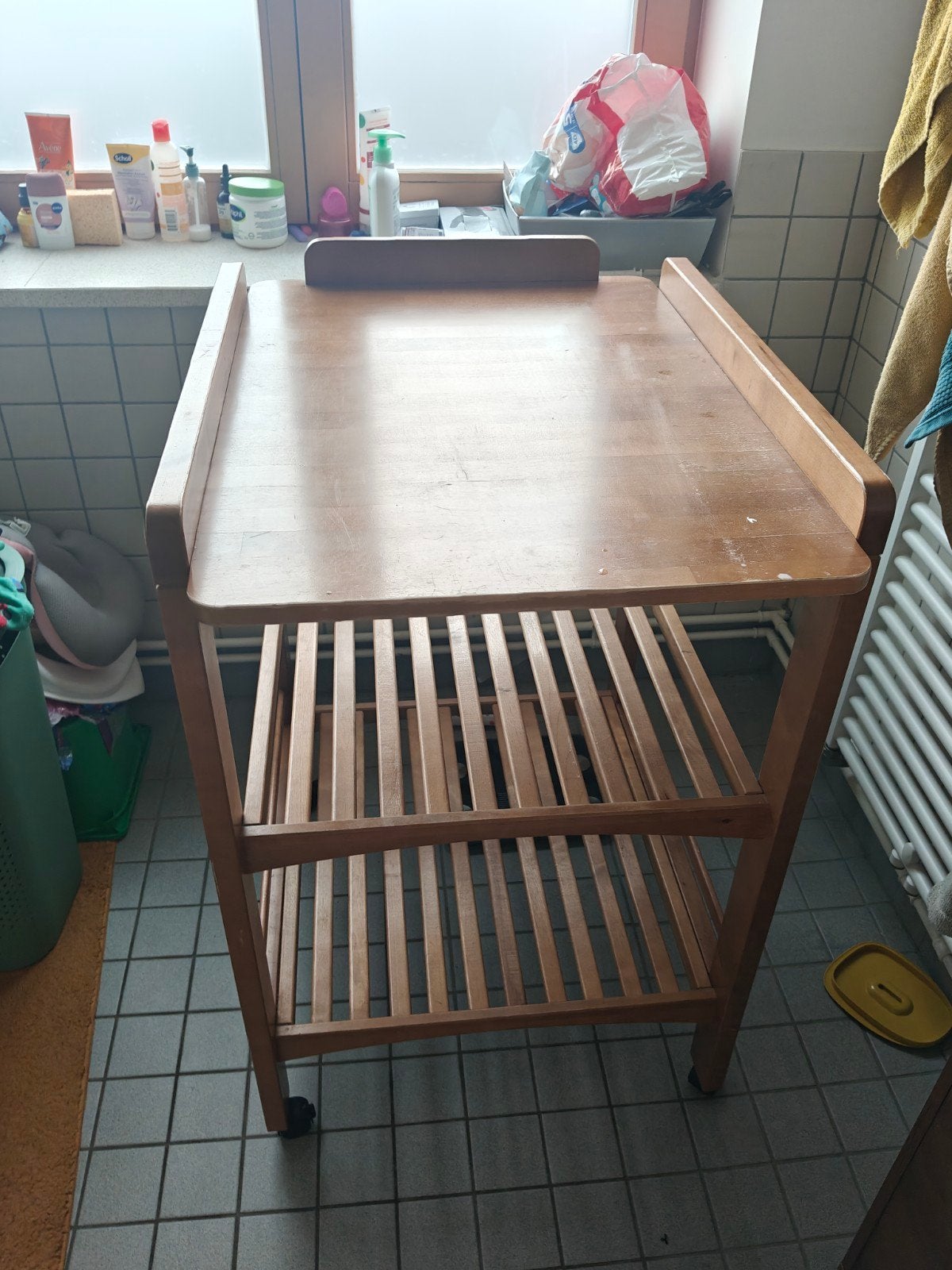 Babybed 3 standen en verschoon tafel houtkleur, Ophalen