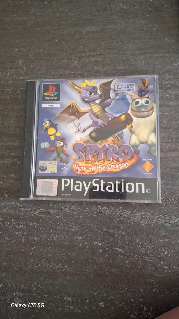 Ps1 spyro, Games en Spelcomputers, Ophalen