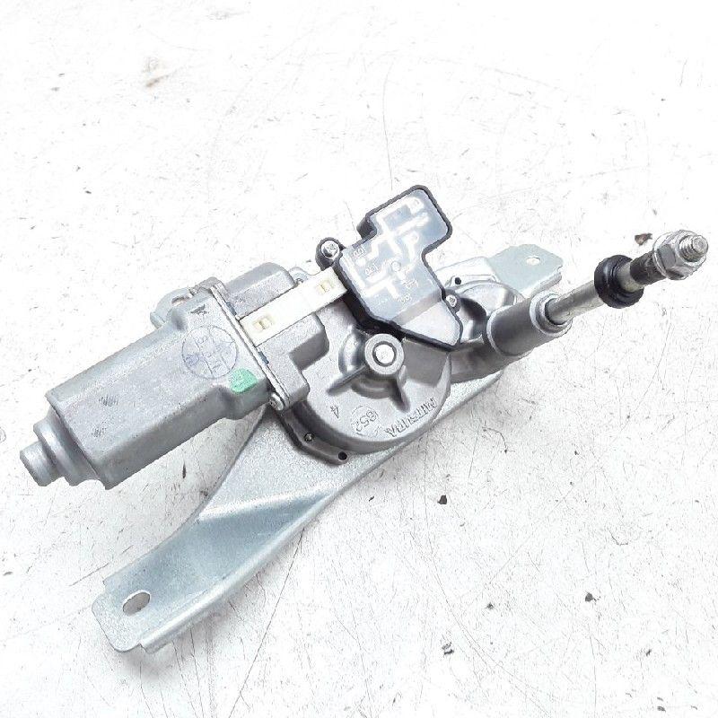 MOTEUR ESSUIE-GLACE ARRIÈRE Mazda 2 (DE) (01-2007/06-2015), Dhr. M. Roggen, Mazda, Stadsweg 37 37
9917 PV  WIRDUM GR., NL, Utilisé