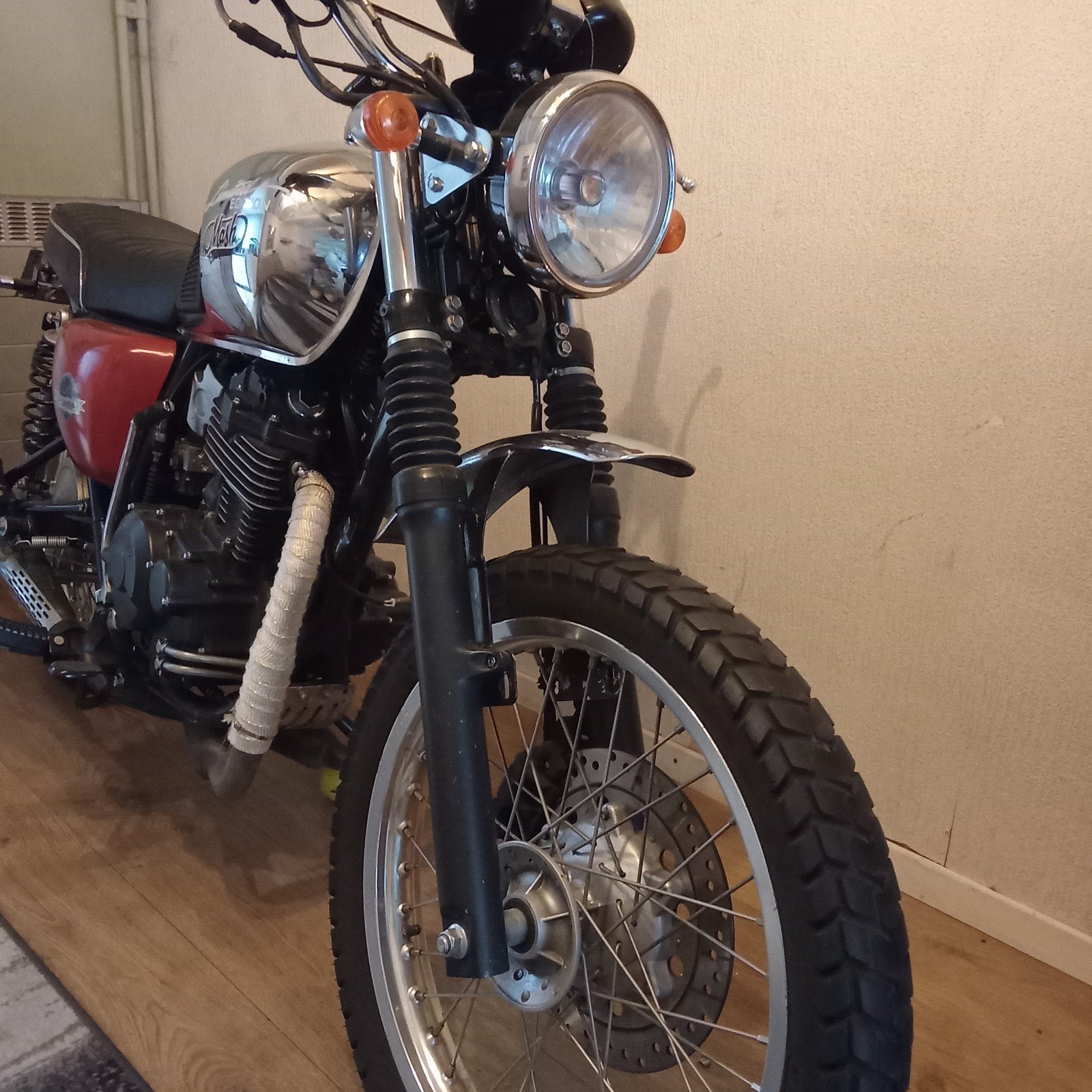 Mash en Kawasaki, Motos