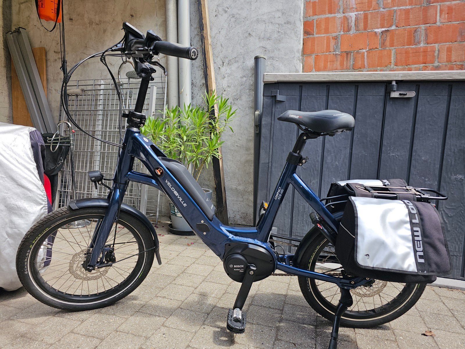 Velo de Ville compacte E bike, Autres marques, Moins de 47 cm, 50 km par batterie ou plus, Comme neuf