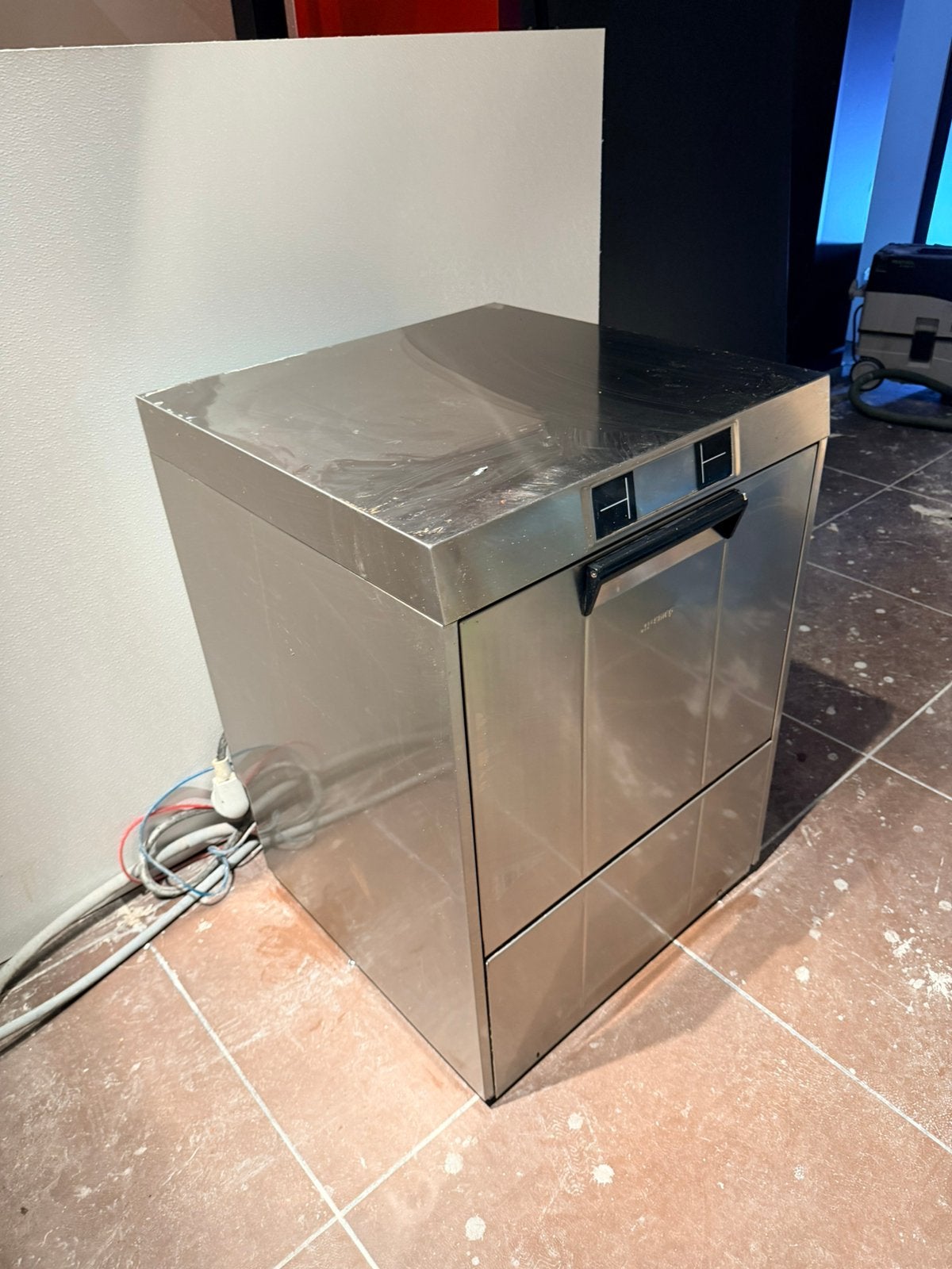 Smeg professionele vaatwasser, net onderhoud gehad, Ophalen, Zo goed als nieuw