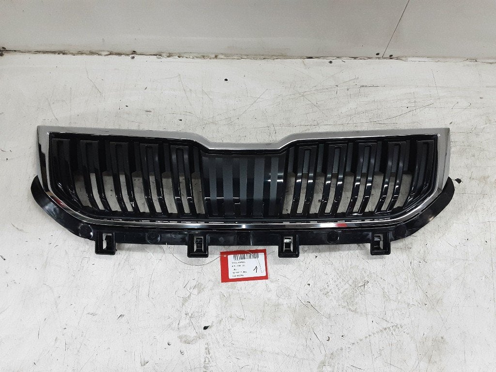 GRILLE AÉRATION Skoda Karoq (01-2017/-) (57A853653B), Mevr. I. Hauben, Utilisé, Skoda, Rue de l'Espoir 34 34
4030  GRIVEGNÉE, BE