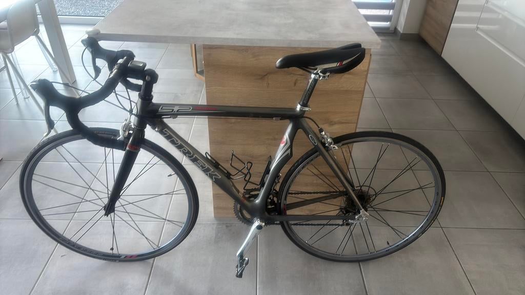 Trek madone 5.2, Vélos & Vélomoteurs, Enlèvement, Comme neuf, Carbone