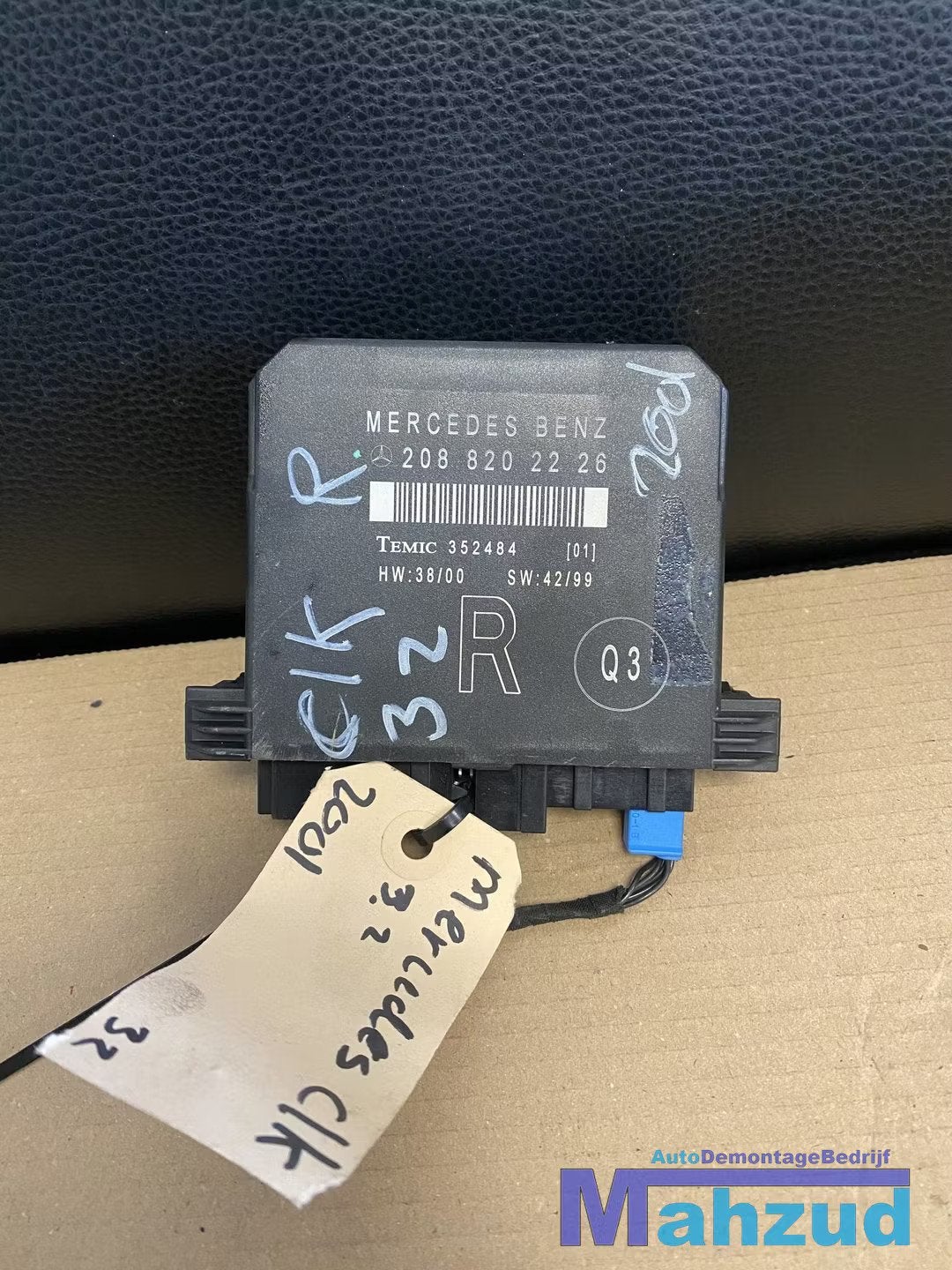 MERCEDES CLK W208 Links deur module 2088202226 1997-2003, Gebruikt, Mercedes-Benz AG, Mercedes-Benz, Mercedesstrasse 120
70372  Stuttgart, DE