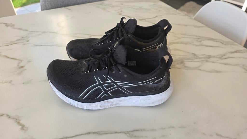 ASICS GEL NIMBUS 25 maat 45 Wide, Enlèvement ou Envoi, Porté, Asics, Noir