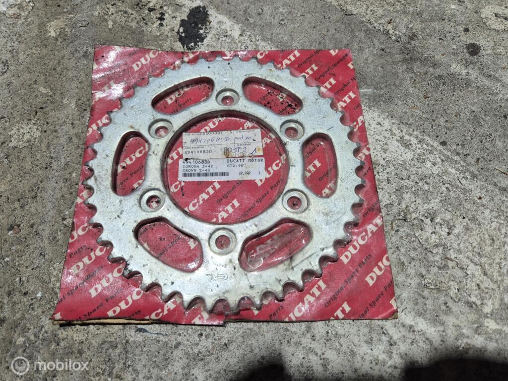 Tandwiel achtertandwiel NIEUW ST2 ST3 ST4 ST Monster SS, Motoren, Gebruikt, Factorystore.service@ducati.com, Ophalen of Verzenden