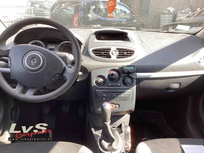 Kit airbag + tableau de bord d'un Renault Clio, Renault, -, 3 mois de garantie, Utilisé