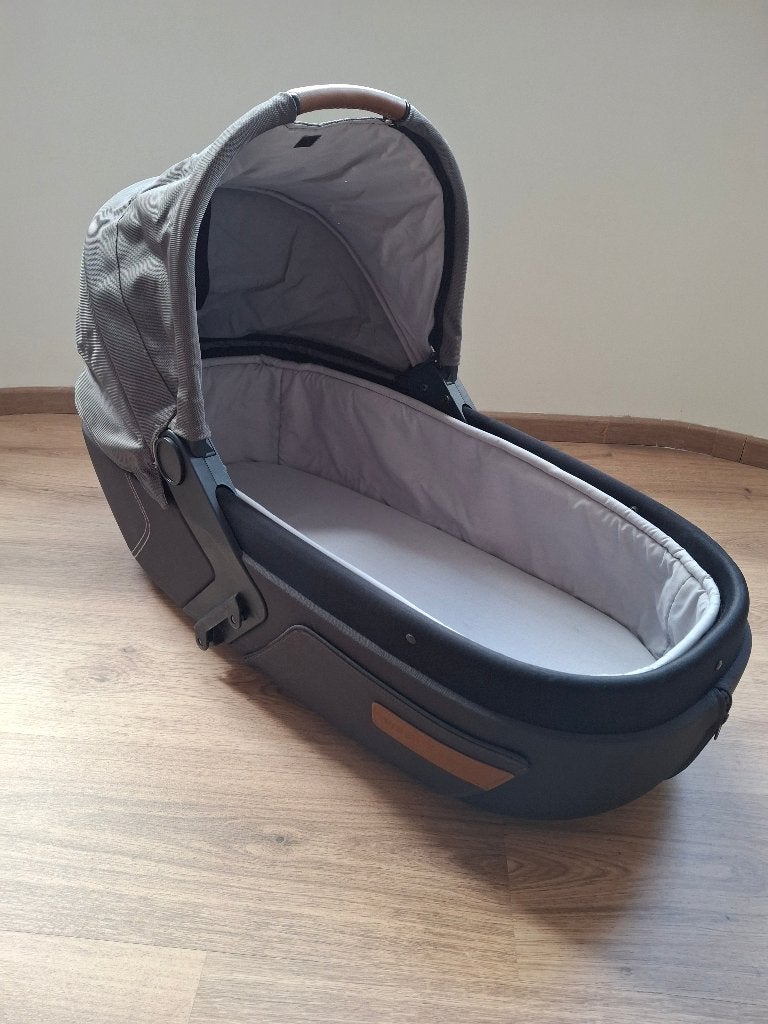 Mutsy - Lit de voyage Urban Nomad, Poussette combi, Avec nacelle, Enlèvement, Utilisé