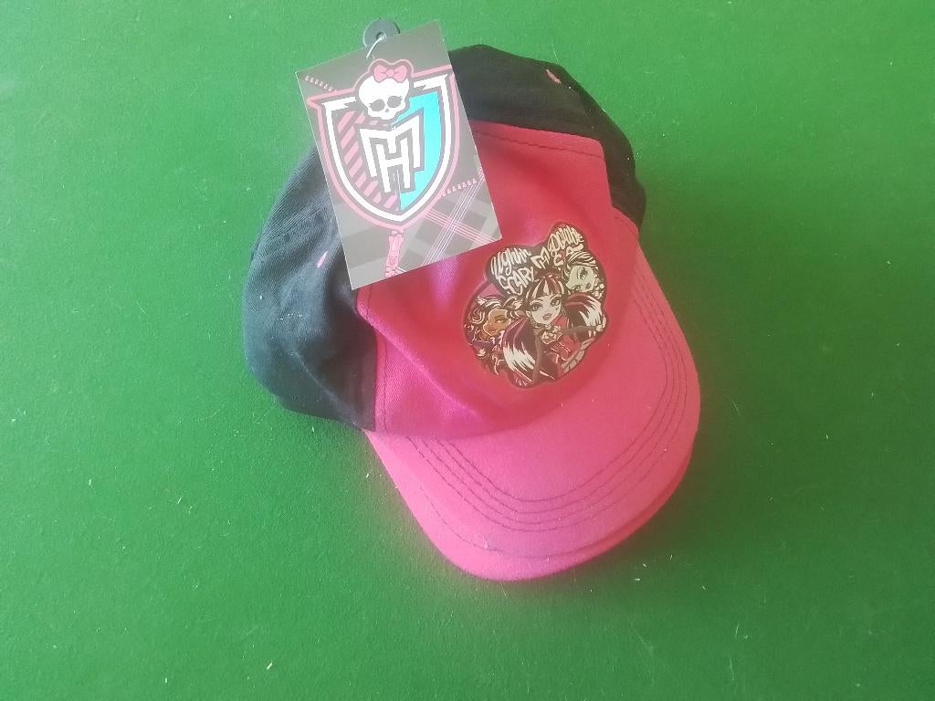 Monster high 2013 collector casquette  5 euros, Enlèvement, Comme neuf