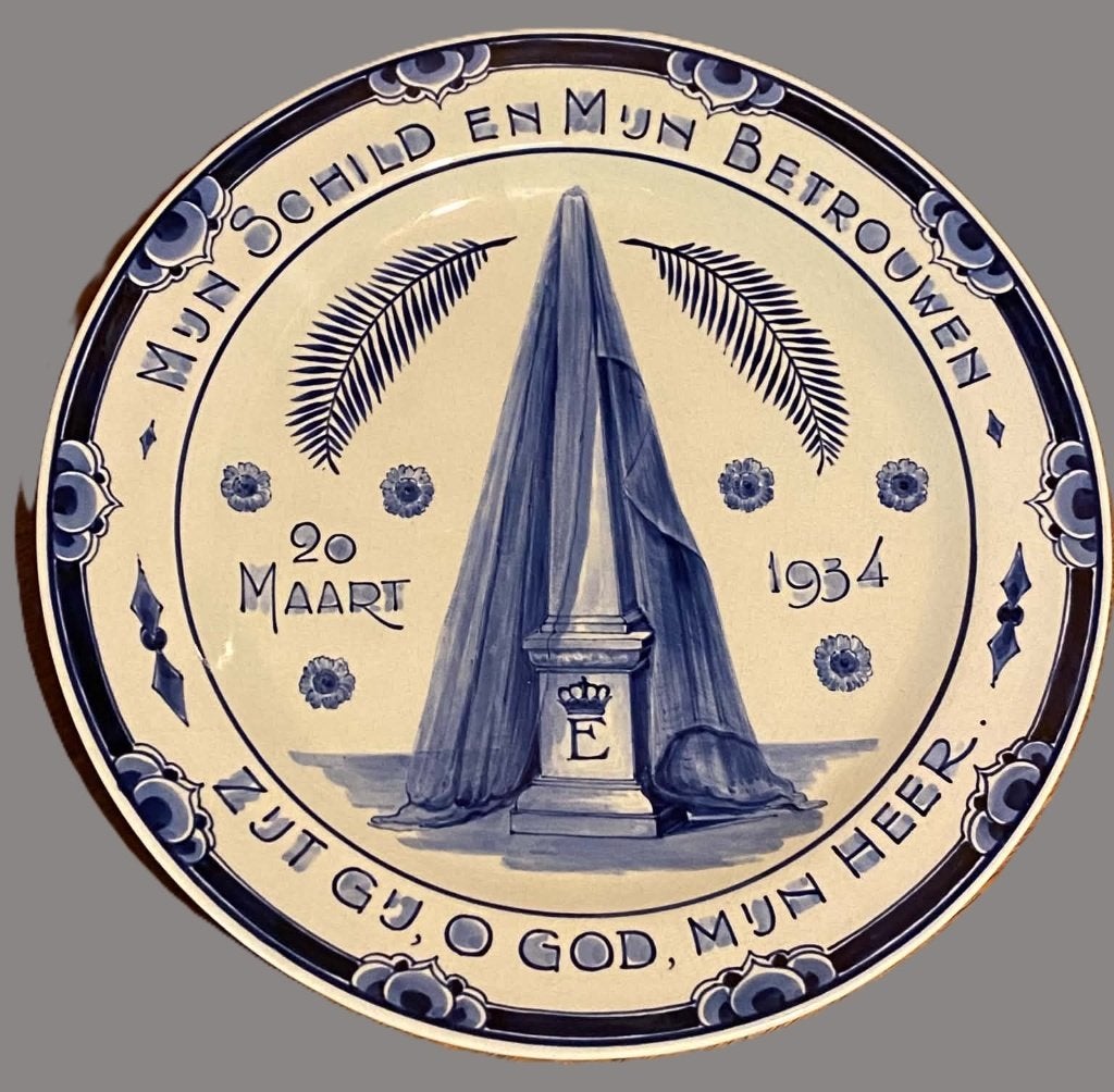 Porceleyne Fles  Zeldzaam  bord Koningin Emma (1934) 25,5 cm, Ophalen of Verzenden