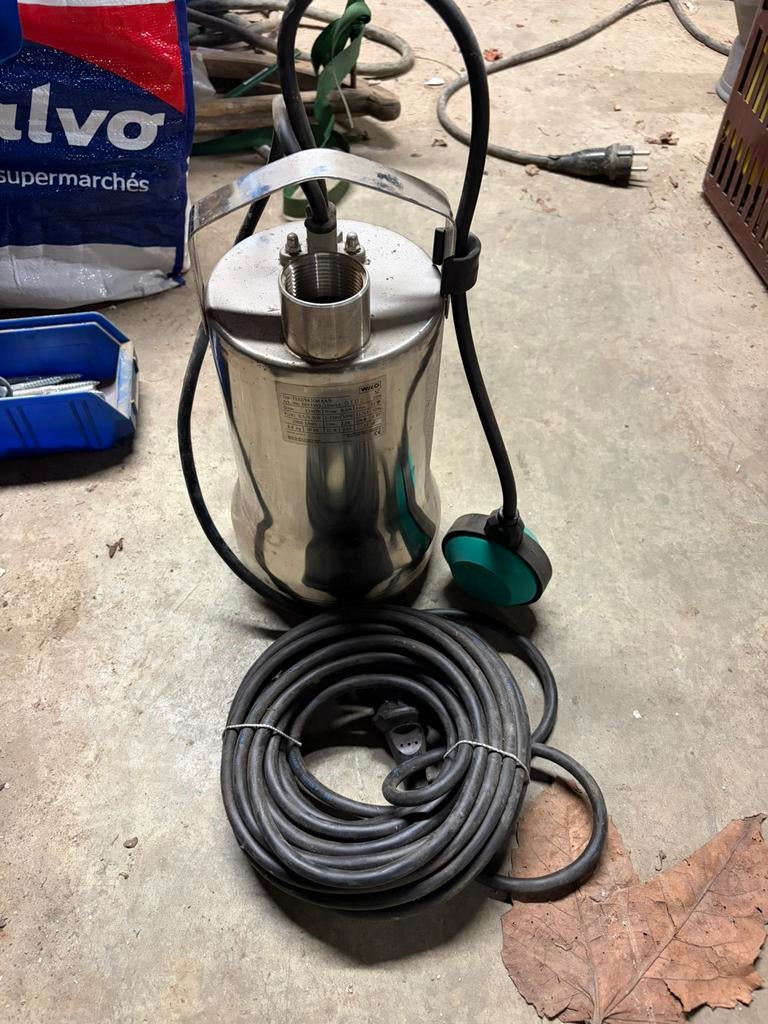 Wilo dompelpomp inox met vlotter, Jardin & Terrasse, Pompes à eau, Enlèvement, Comme neuf, Électrique, Pompe à eaux claires