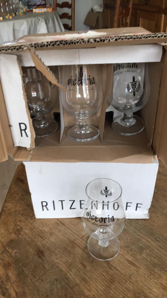 Verres à bière Victoria neufs, Enlèvement ou Envoi, Neuf, Verre à bière