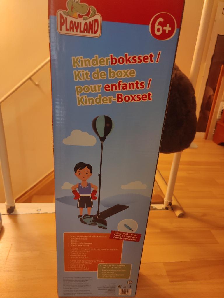 Kit boxe enfant neuf dans son emballage, Enlèvement, Neuf, Garçon ou Fille