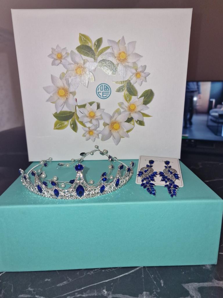 Sieradenset met tiara, Ophalen of Verzenden, Nieuw, Blauw, Accessoires
