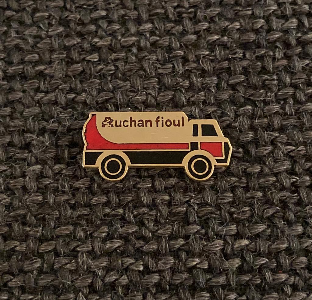 PIN - AUCHAN, Envoi, Utilisé, Autres sujets/thèmes, Insigne ou Pin's