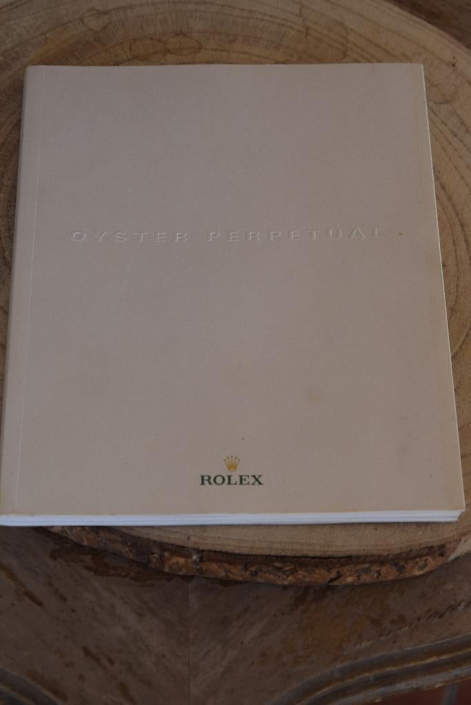 Rolex Oyster Perpetual-catalogus, Boeken, Overige Boeken, Zo goed als nieuw, Ophalen of Verzenden