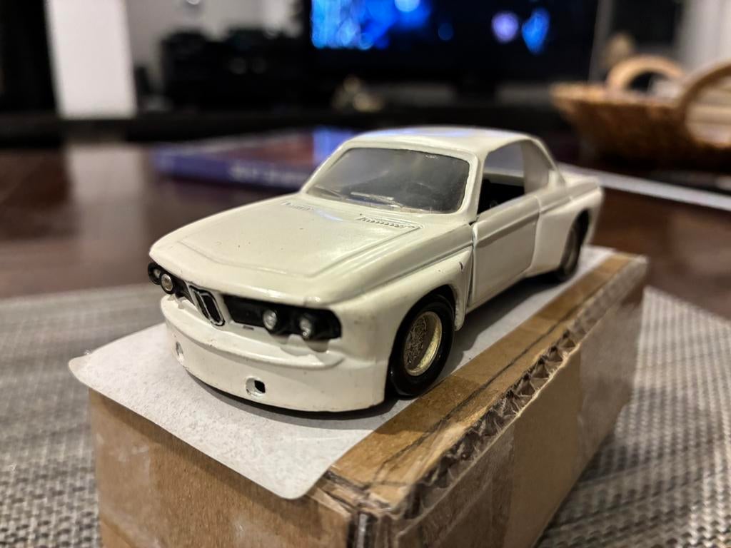 bmw 3.0 csl cls  1/43 solido, Hobby & Loisirs créatifs, Enlèvement, Utilisé, Voiture, Solido