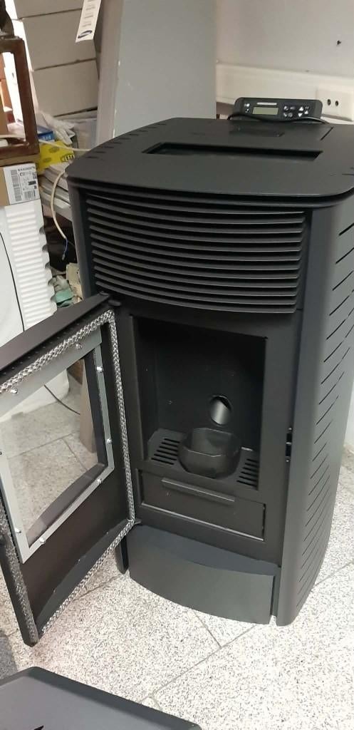 PelletStove DRG 2026 ( Gino 13kw - 95% > rendement, Huis en Inrichting, Kachels, Nieuw, Ophalen of Verzenden, Pelletkachel, Vrijstaand