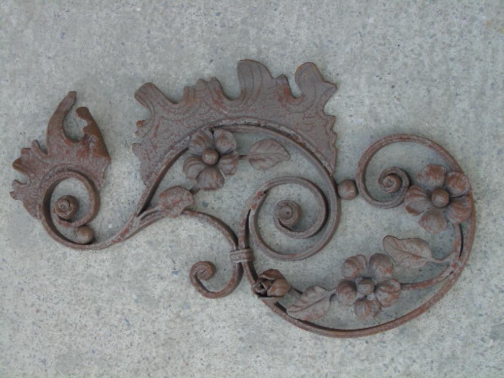fronton, plaque murale en fer forgé, modèle florale, Enlèvement, Neuf
