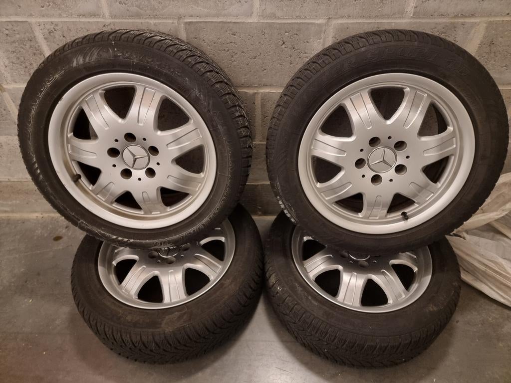 Winterbanden zo goed als nieuw op originele mercedes velgen, Auto-onderdelen, Banden en Velgen, Ophalen, Velg(en), 16 inch, Personenwagen