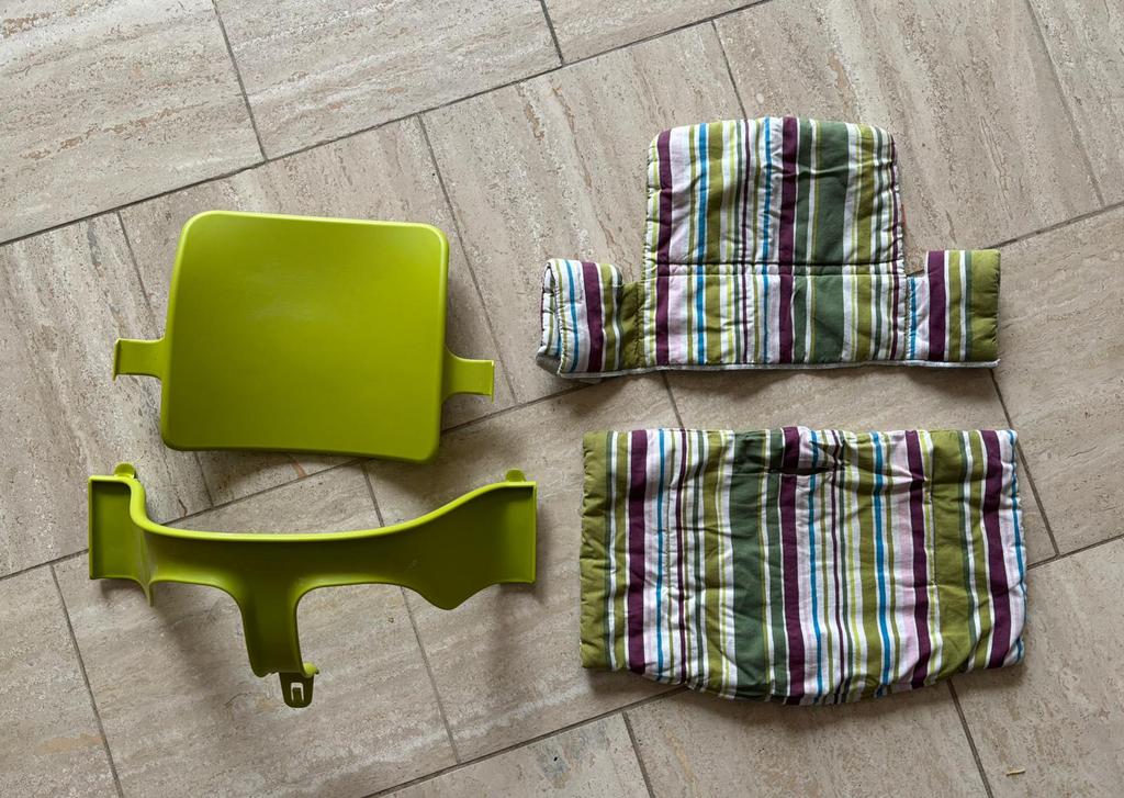 Tripp trapp babyset + kussen, Kinderen en Baby's, Kinderstoelen, Ophalen, Gebruikt, Meegroeistoel, Stoelverkleiner