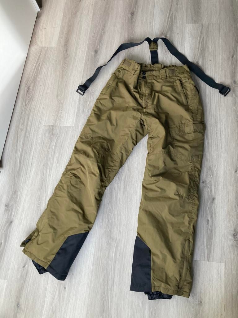 Khaki groene ski broek met bretellen maat s, Pantalon, Mountain piek, Enlèvement ou Envoi, Porté