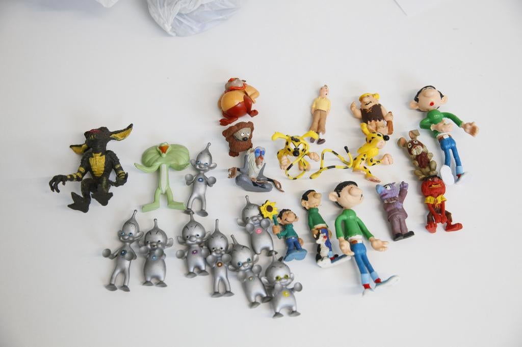guust flater, gremlins kuifje flinstones sesamstraat figuur, Ophalen of Verzenden, Kuifje