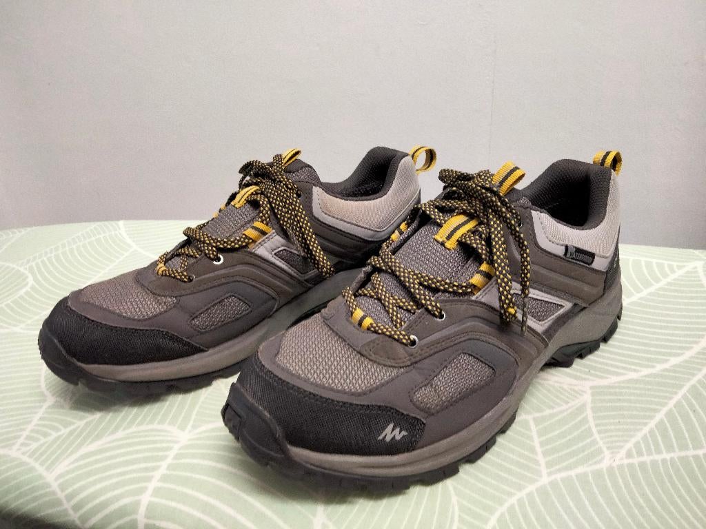 QUECHUA pointed 42 wandelschoenen voor heren, Quechua, Ophalen of Verzenden, Zo goed als nieuw, Sneakers