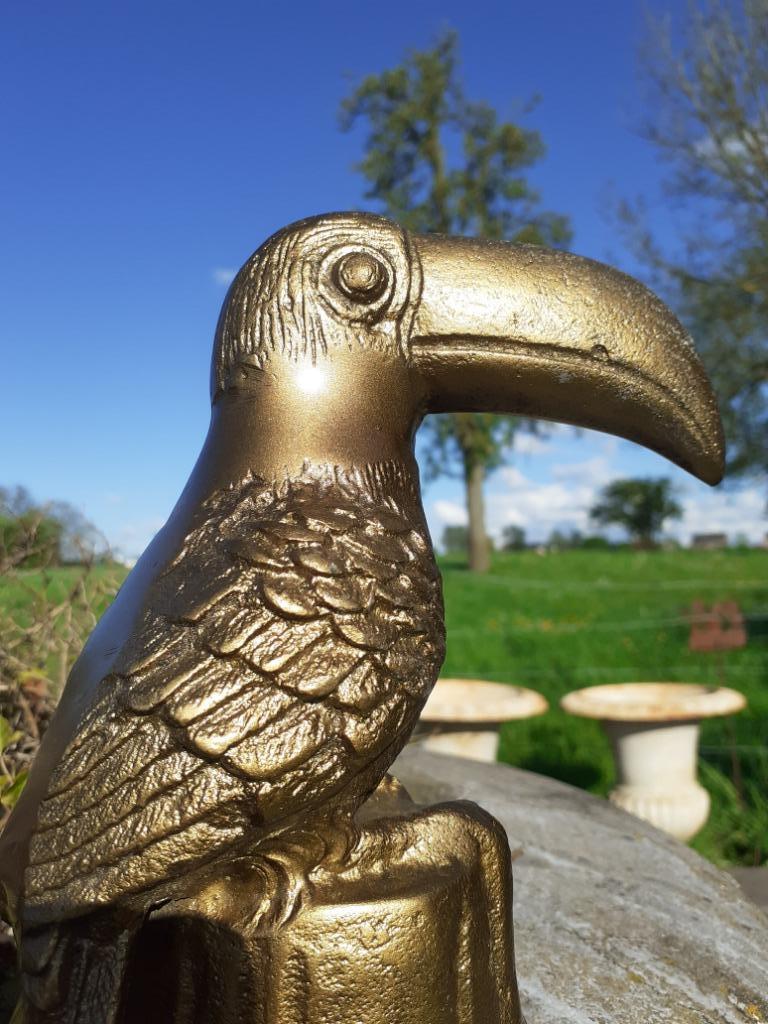 SUPERBE TOUCAN EN FONTE D'ALUMINIUM PATINEE BRONZE, Enlèvement ou Envoi, Neuf