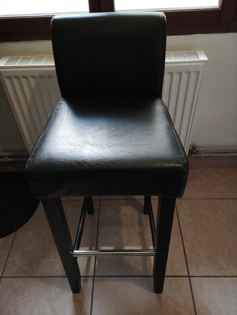 Tabouret de bar en cuir noir, Maison & Meubles, Tabourets de bar, Enlèvement