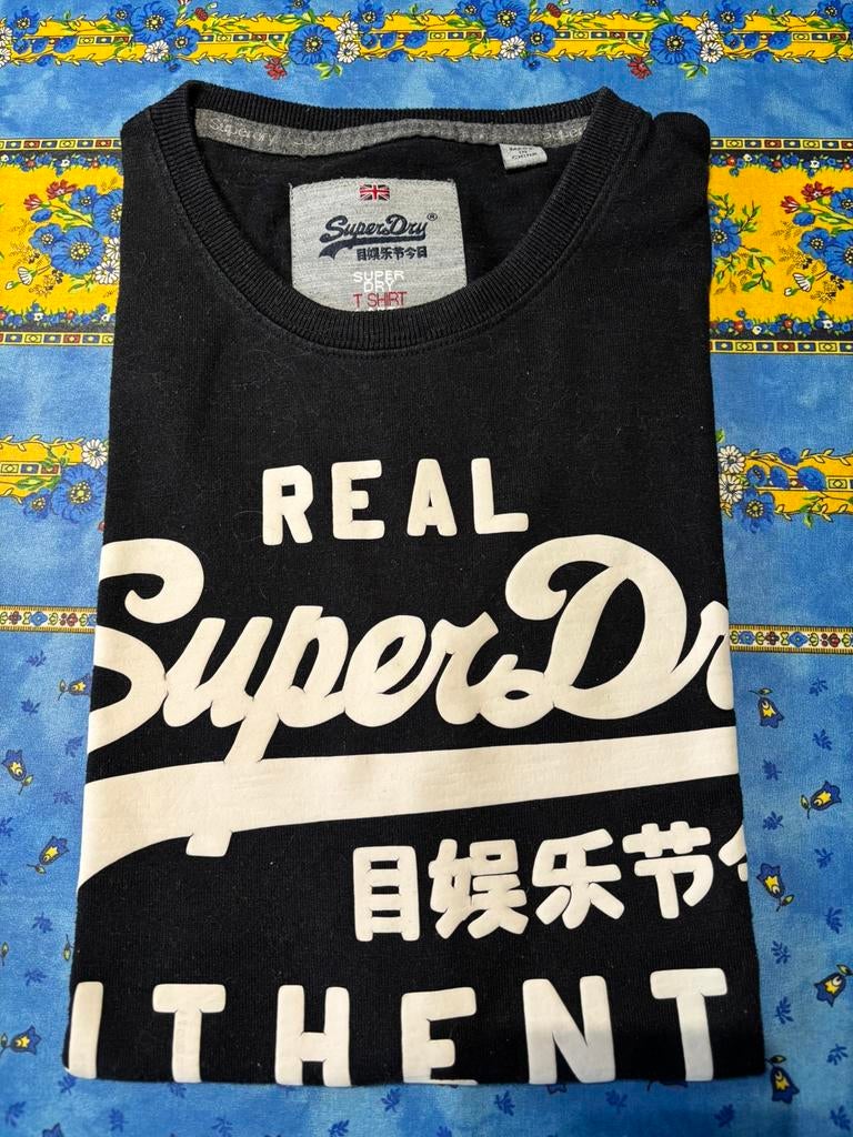 T-shirt noir Medium Superdry à 20 € / unisexe, Comme neuf, Enlèvement, Taille 48/50 (M), Noir