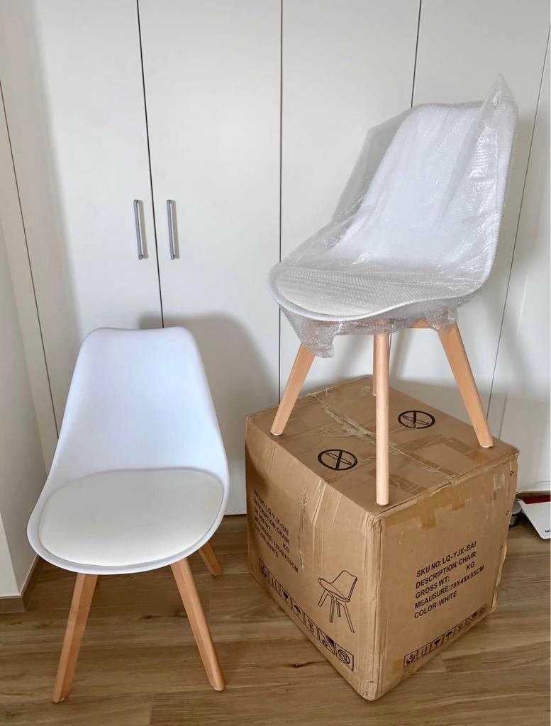 chaise neuve blanc noir gris plusieurs en stock, Antiquités & Art, Enlèvement