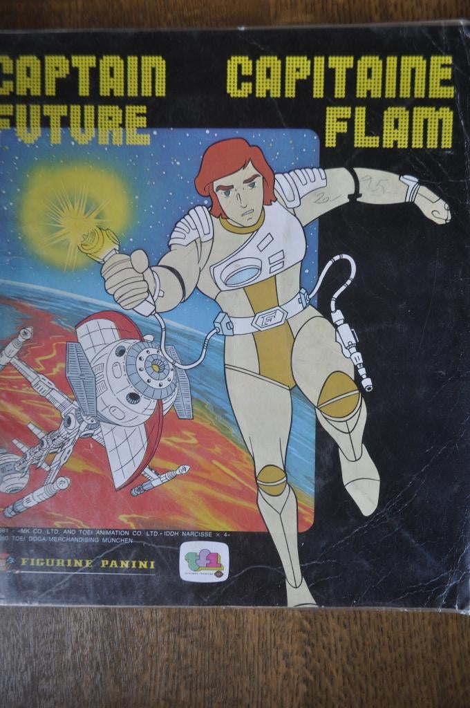PANINI CAPTAIN FUTURE  ALBUM MET 179 STICKERS INGEKLEEFT, Enlèvement ou Envoi, Utilisé, Plusieurs autocollants