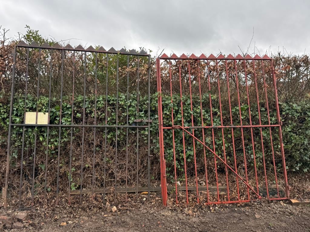 Hekken/poort 350 x 210h, Ophalen, Gebruikt