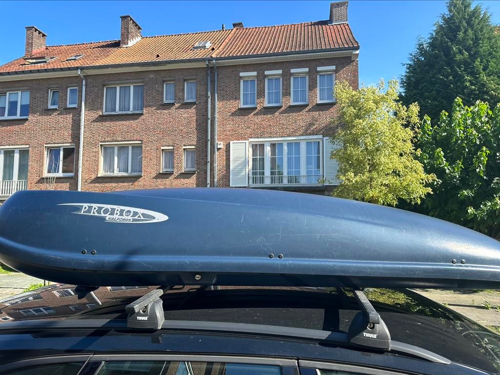 Coffre de toit voiture 485 litres, Utilisé
