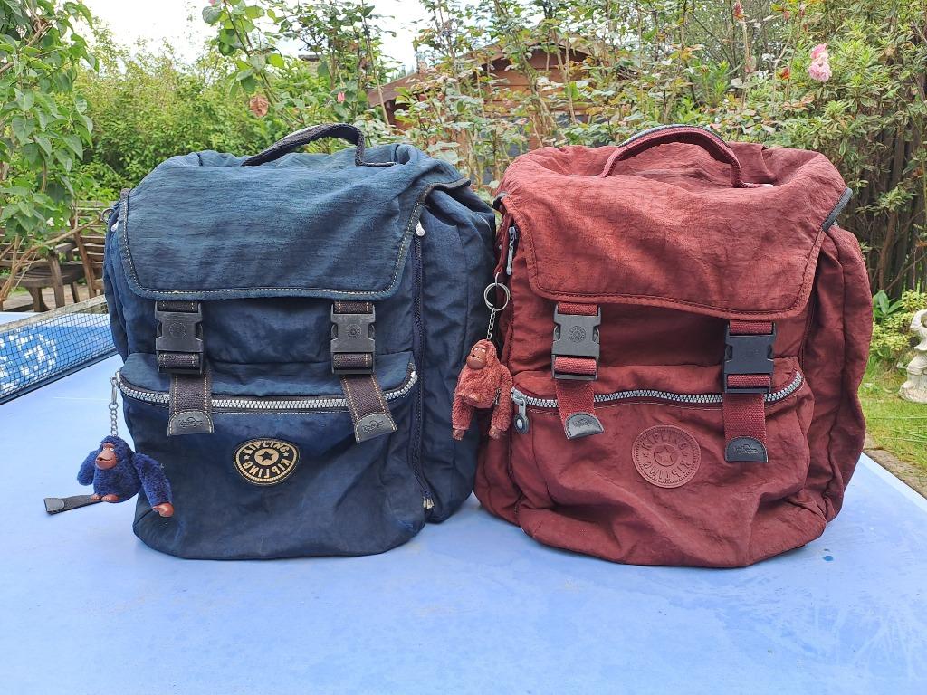 2 sacs à dos Kipling grand format, Handtassen en Accessoires, Tassen | Rugtassen, Gebruikt, Kipling, 25 tot 40 cm, 30 tot 45 cm