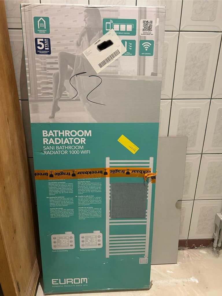 Radiateur electrique de salle de bain/douche, Bricolage & Construction, Chauffage & Radiateurs, Enlèvement, Comme neuf, Radiateur