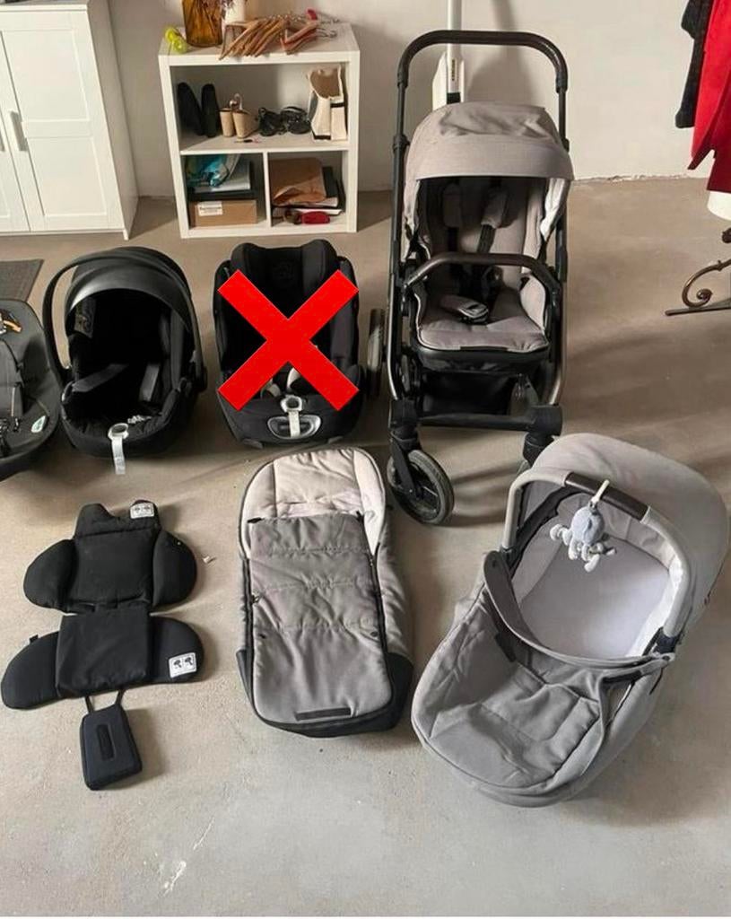 Mutsy Nio kinderwagen + reiswieg + voetenzak, Ophalen, Zo goed als nieuw, Kinderwagen, Mutsy