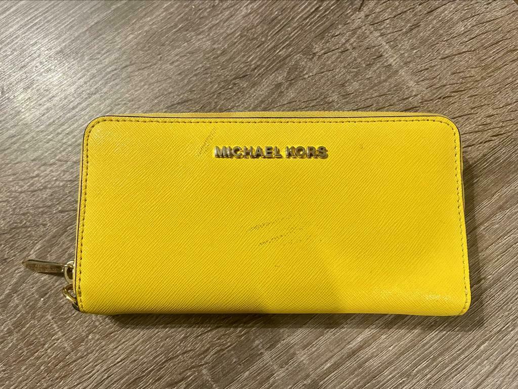 Portefeuille Michael Kors jaune, Utilisé, Jaune