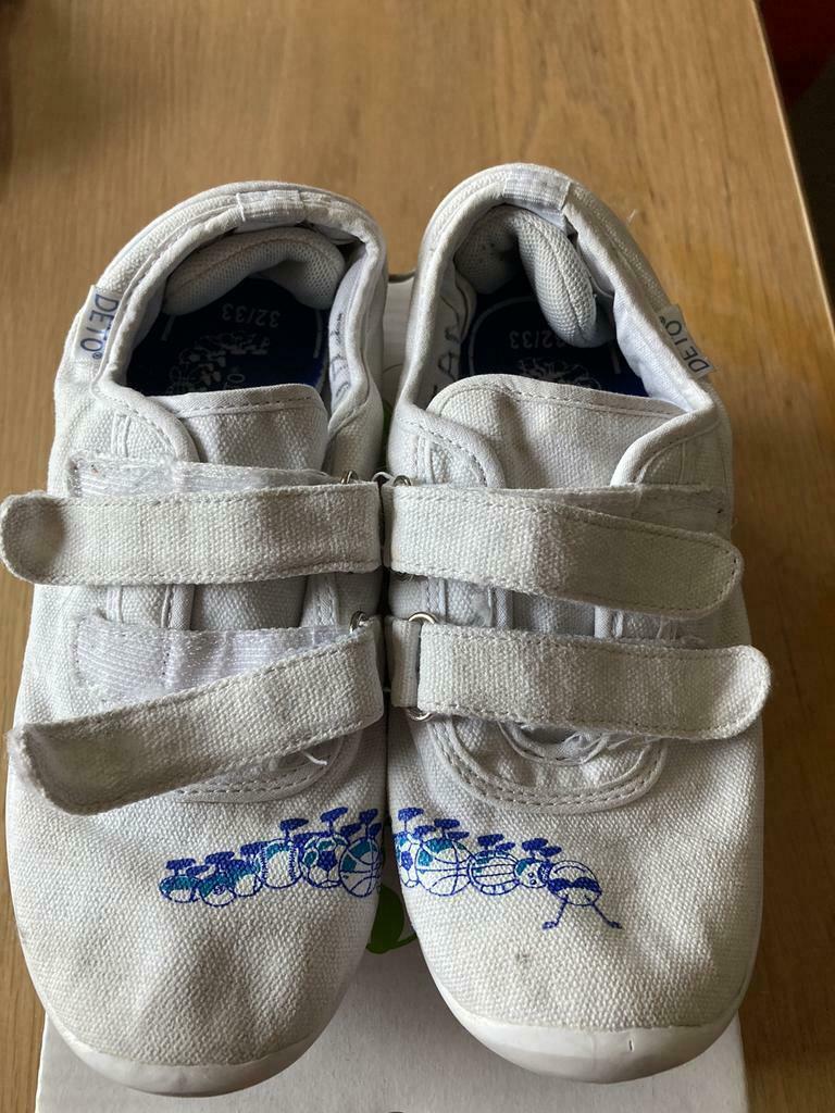 Deto turnpantoffels maat 32/33 met velco, Kinderen en Baby's, Gebruikt, Ophalen of Verzenden, Deto, Jongen of Meisje
