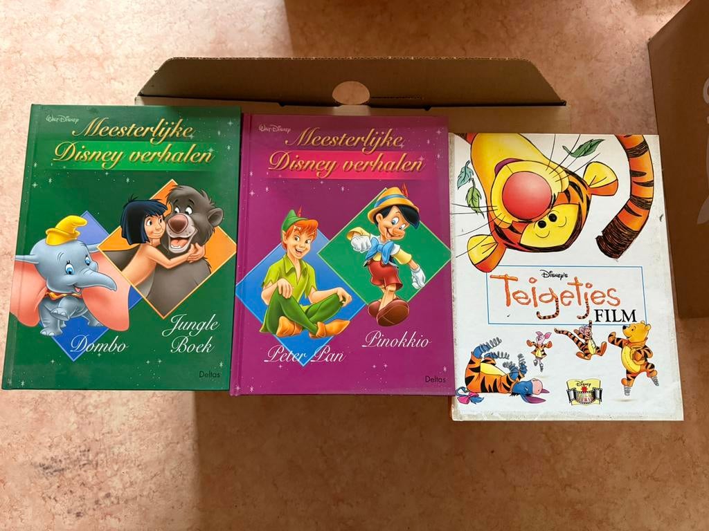 Disney boeken te koop, Verzamelen, Ophalen, Zo goed als nieuw