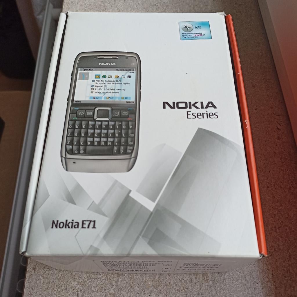 Doos voor Nokia E71, met handleiding en cd, Nieuw, Telecommunicatie, Mobiele telefoons | Hoesjes en Screenprotectors | Nokia, Ophalen of Verzenden