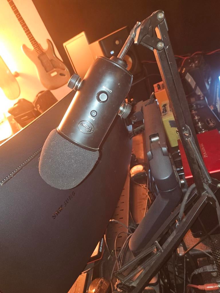 Microphone stéréo yéti bleu avec perche et support, Musique & Instruments, Enlèvement ou Envoi